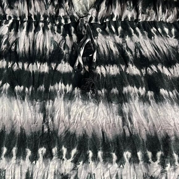 Joe Boxer Womens Tie Dye Camisole Blouse Size 1X/2X Black & Gray V-Neck Tassels - Picture 6 of 16